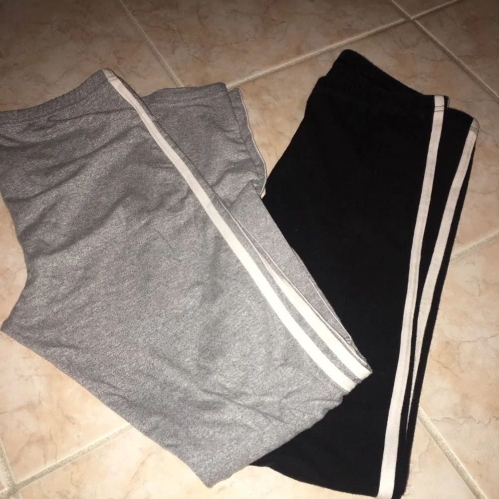 SO 2 pairs of leggings